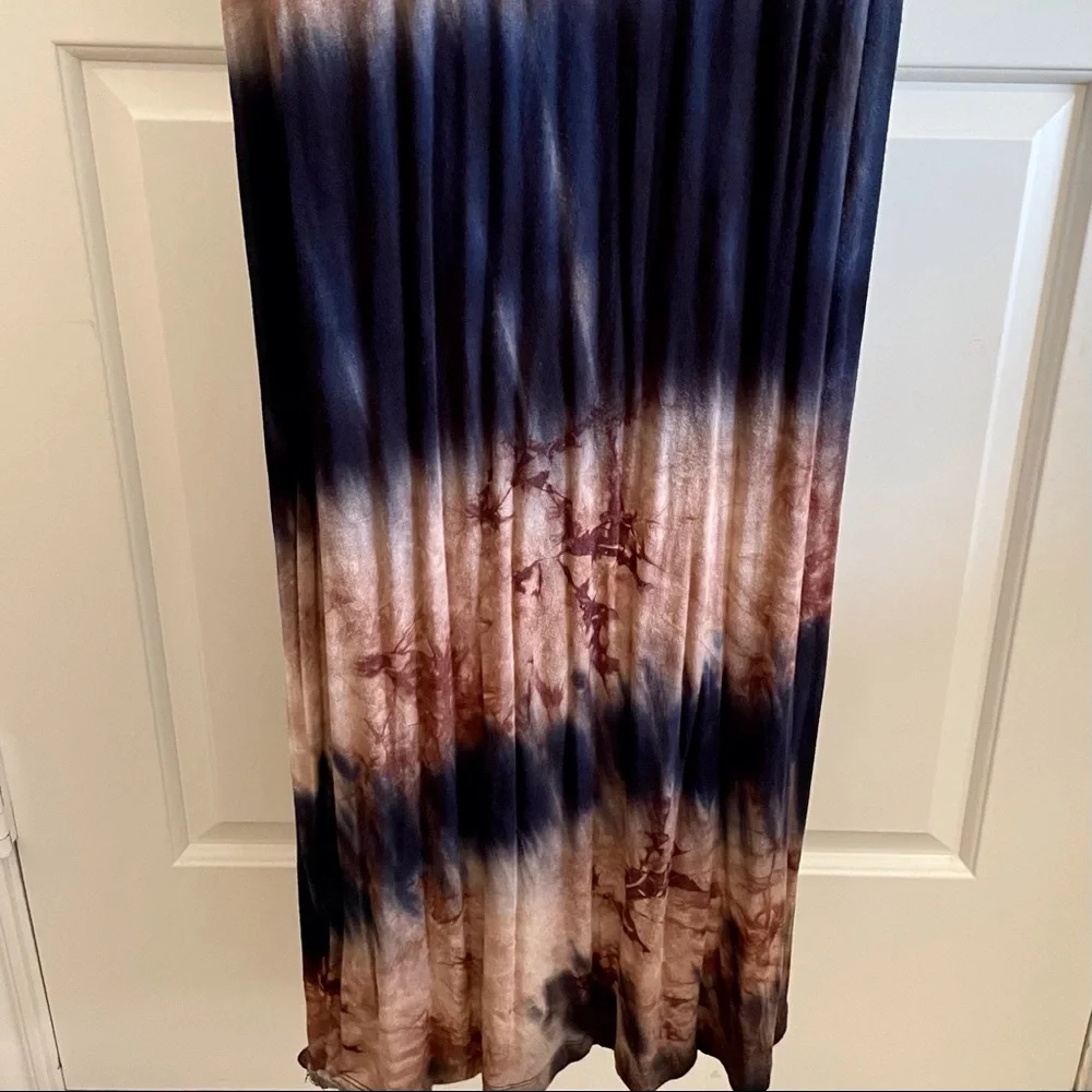 Tie-Dye Navy and Copper Maxi Dess - Picture 8 of 9